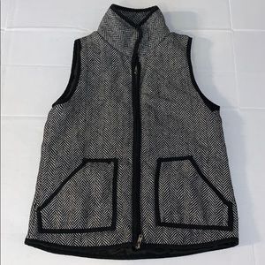 Jacey lane herringbone vest black white